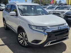 2018 Mitsubishi Outlander ES ADAS