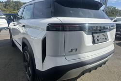 2025 Jaecoo J7 SHS Summit