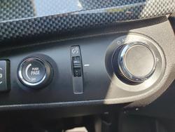 2017 Holden Commodore SV6 VF Series II MY17 Heron White