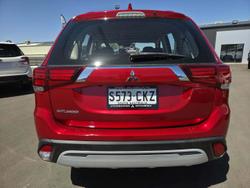 2019 Mitsubishi Outlander ES