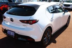 2022 Mazda 3 G20 Evolve