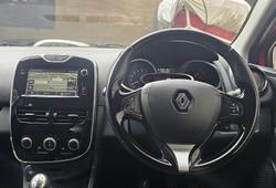 2015 Renault Clio Expression IV B98 Flame Red