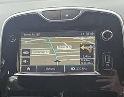 2015 Renault Clio Expression IV B98 Flame Red