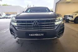2020 Volkswagen Touareg 210TDI R-Line