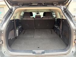 2023 Toyota Kluger GX