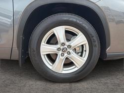 2023 Toyota Kluger GX