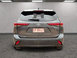 2024 Toyota Kluger GX