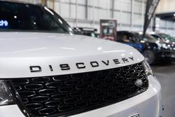 2017 Land Rover Discovery TD6 HSE Series 5 MY18 4X4 Dual Range Silicon Silver