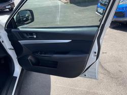 2012 Subaru Outback 2.5i 4GEN MY12 AWD Satin White Pearl