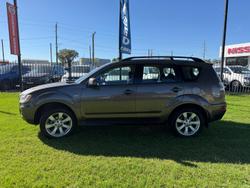 2012 Mitsubishi Outlander VR