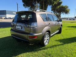 2012 Mitsubishi Outlander VR