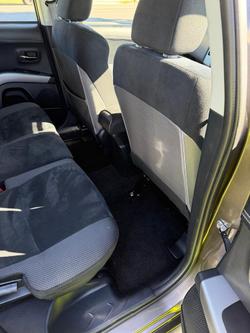 2012 Mitsubishi Outlander VR