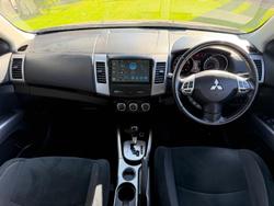 2012 Mitsubishi Outlander VR