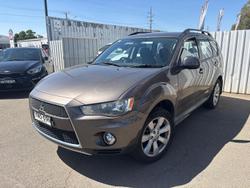 2012 Mitsubishi Outlander VR
