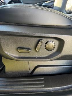 2025 Ford Everest Platinum