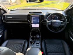 2025 Ford Everest Platinum