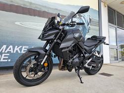 2025 Honda CB750 (HORNET) Black