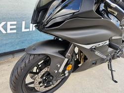 2024 Yamaha YZF-R7LA Black