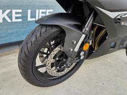 2024 Yamaha YZF-R7LA Black