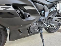 2024 Yamaha YZF-R7LA Black