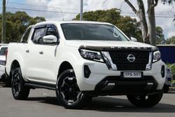 2024 Nissan Navara ST-X