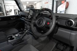 2025 INEOS Grenadier Station Wagon Trialmaster Edition MY25 4X4 Dual Range Sela Green