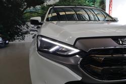 2023 Isuzu MU-X LS-U