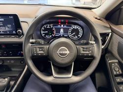 2024 Nissan X-TRAIL ST