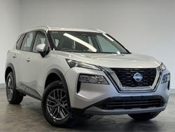 2024 Nissan X-TRAIL ST