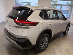 2024 Nissan X-TRAIL ST