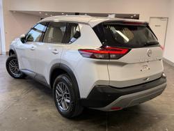 2024 Nissan X-TRAIL ST