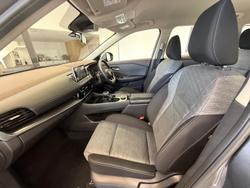 2024 Nissan X-TRAIL ST