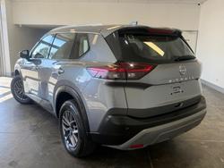 2024 Nissan X-TRAIL ST