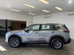 2024 Nissan X-TRAIL ST