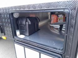 2025 Windsor Genesis 196Md Wild 19'6