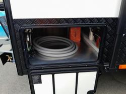 2025 Windsor Genesis 196Md Wild 19'6