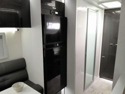 2025 Windsor Genesis 196Md Wild 19'6