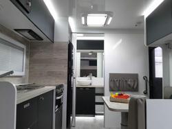 2025 Windsor Genesis 176Rd 17'