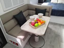 2025 Windsor Genesis 176Rd 17'