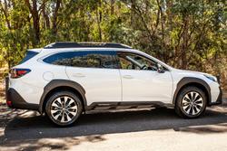 2025 Subaru Outback AWD Touring XT