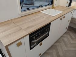 2025 New Age Caravans My26 Manta Ray Mr19er Full Composite Price Reduced!