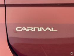 2023 Kia Carnival S