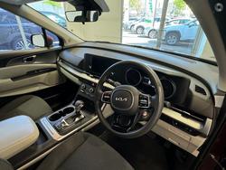 2023 Kia Carnival S