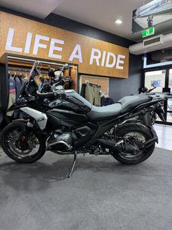 2025 BMW Motorrad 2025 Bmw 1300CC R 1300 GS Triple Black BLACK STORM METALLIC