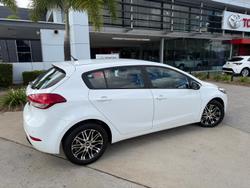 2016 Kia Cerato S YD MY16 Snow White Pearl