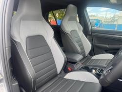 2025 Volkswagen Golf 110TSI R-Line