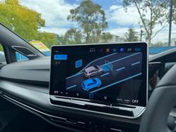 2025 Volkswagen Golf 110TSI R-Line