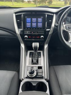 2021 Mitsubishi Pajero Sport GLS