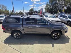 2020 Toyota Hilux SR5