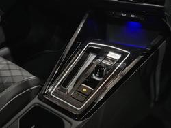 2023 Volkswagen Golf 110TSI R-Line